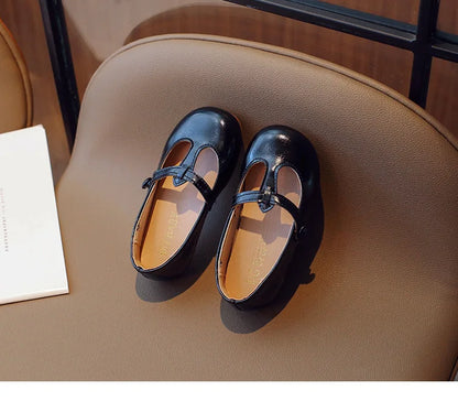 2025 new style soft soled leather shoes for little girls, fashionable and versatile princess shoes, children's college style