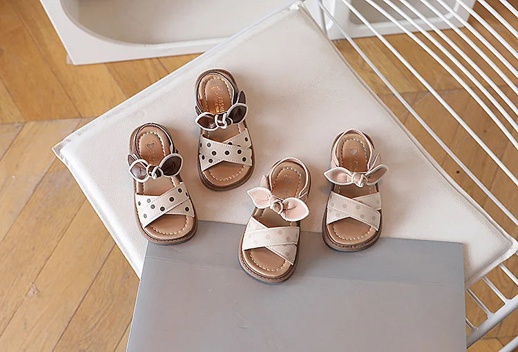 2026 Summer New Girls Soft Bottom Sandals Fashion Retro Hollow Roman Casual Shoes Open-toe Hundreds Of Princess Beach Shoes