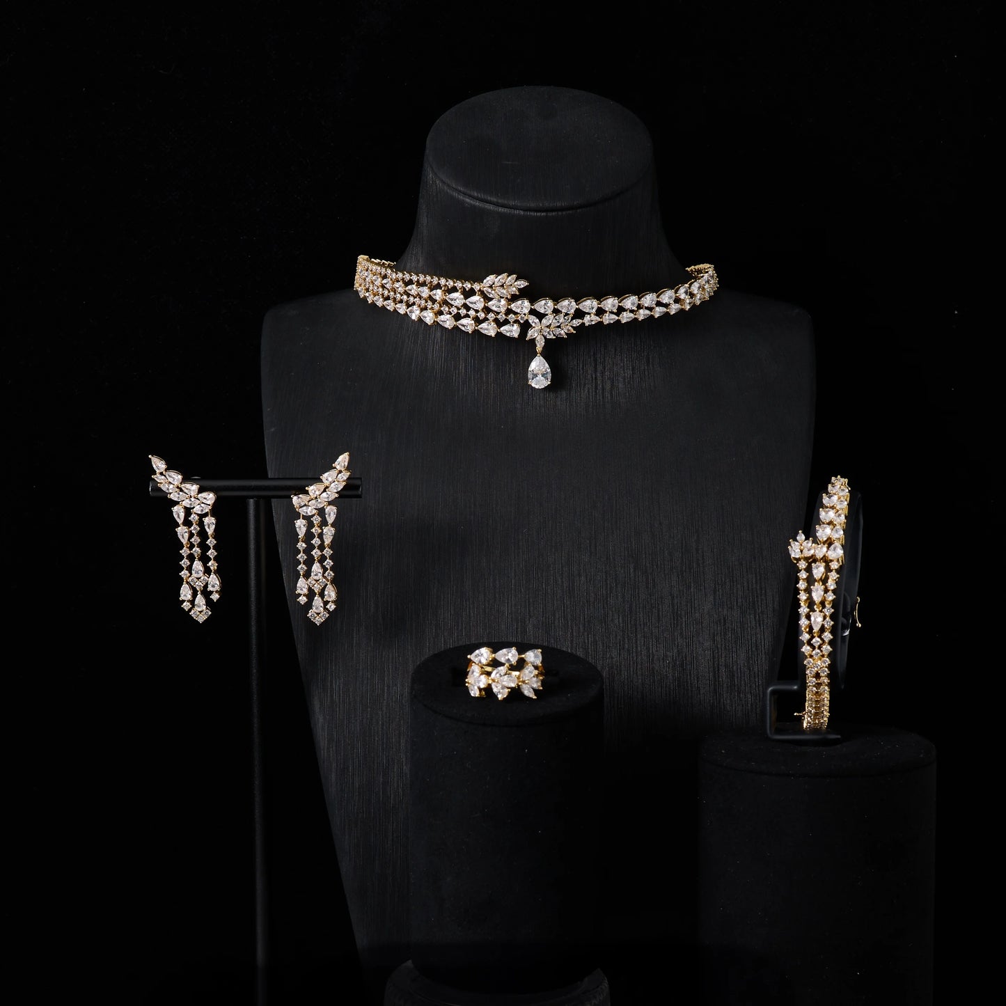 Luxury Choker Neck Necklaces Gift Set for Women Jewelry Sets Unique Color Cubic Zirconia Wedding Accessories