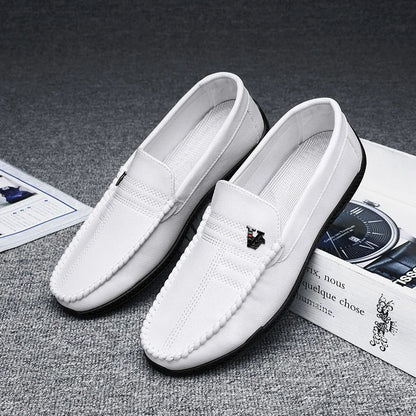 Sapatos Casuais de Couro Masculino Fashion Slip on Italiano Mocassins Formais Marca de Luxo Confortáveis Mocassins Masculinos Sapatos Masculinos Macios para Dirigir