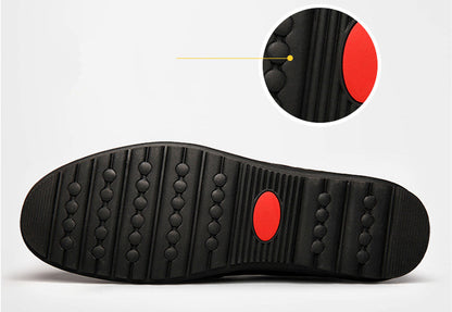 Sapatos Casuais Masculinos de Couro Genuíno Marca Italiana Macia Mocassins Respiráveis Slip-on Pretos para Dirigir Tamanhos Grandes 37-47