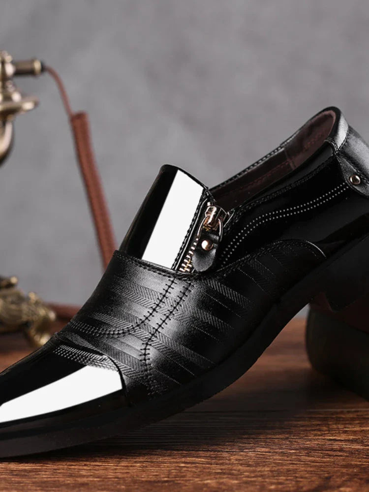 Sapatos Formais Pretos Masculinos Italianos Mocassins Vestido de Casamento Sapatos Oxford de Couro Envernizado Masculino