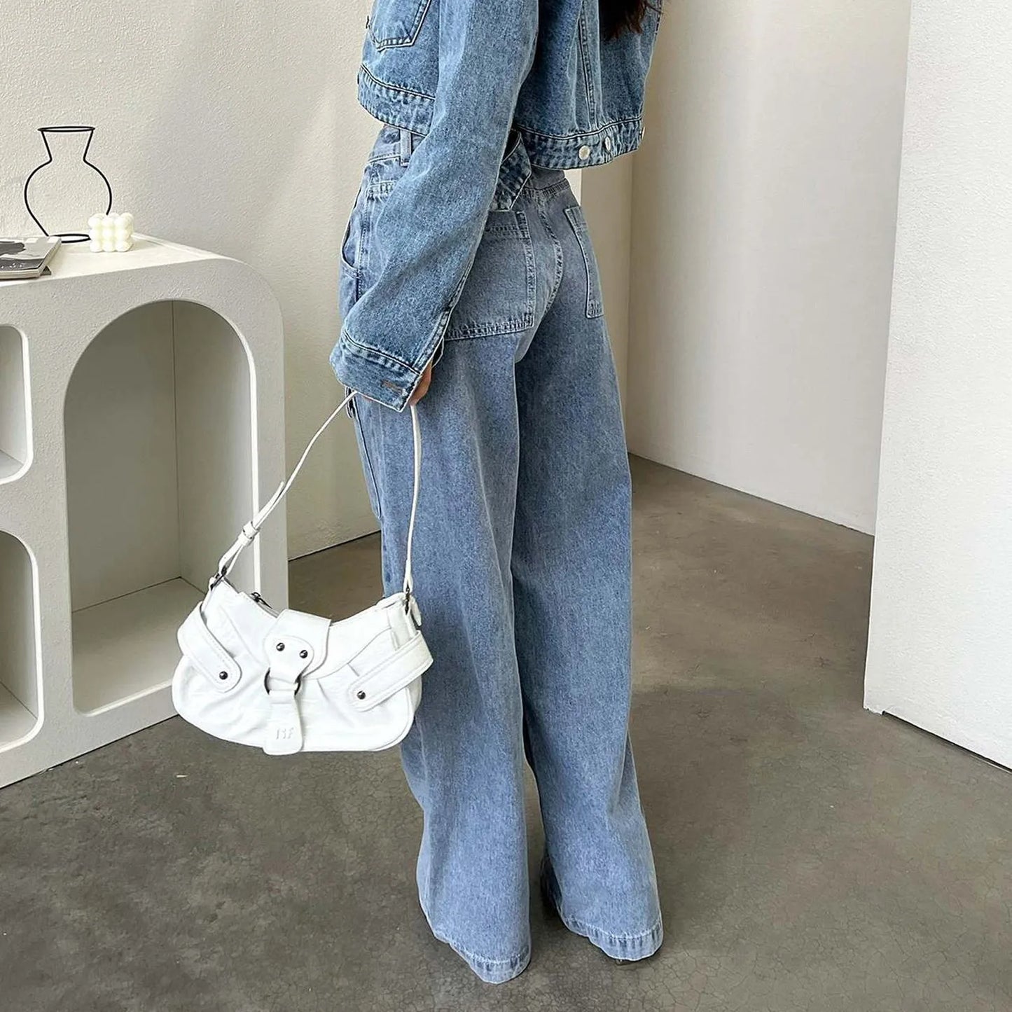 Wide Leg Mid-Low Waist Jeans