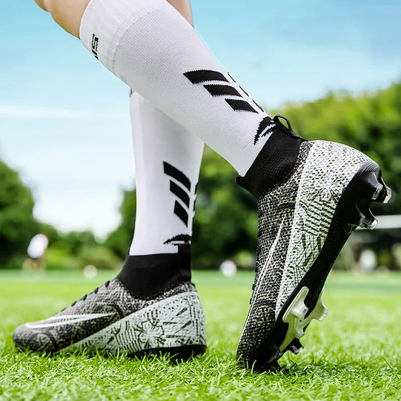 Quality Soccer Shoes Football Shoes for Men Soccer Cleats for children Original Football Boots Kids Unisex Futsal Shoes
