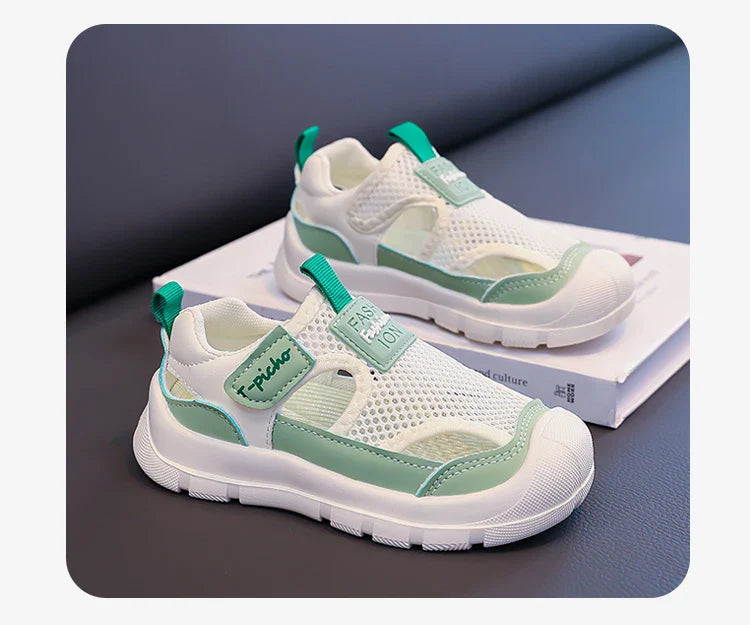 Unisex Children’s Sports Sandals 2026 New Summer Kids Barefoot Beach Shoes Non-slip Comfort Versatile Chic Outdoor Hiking Shoes