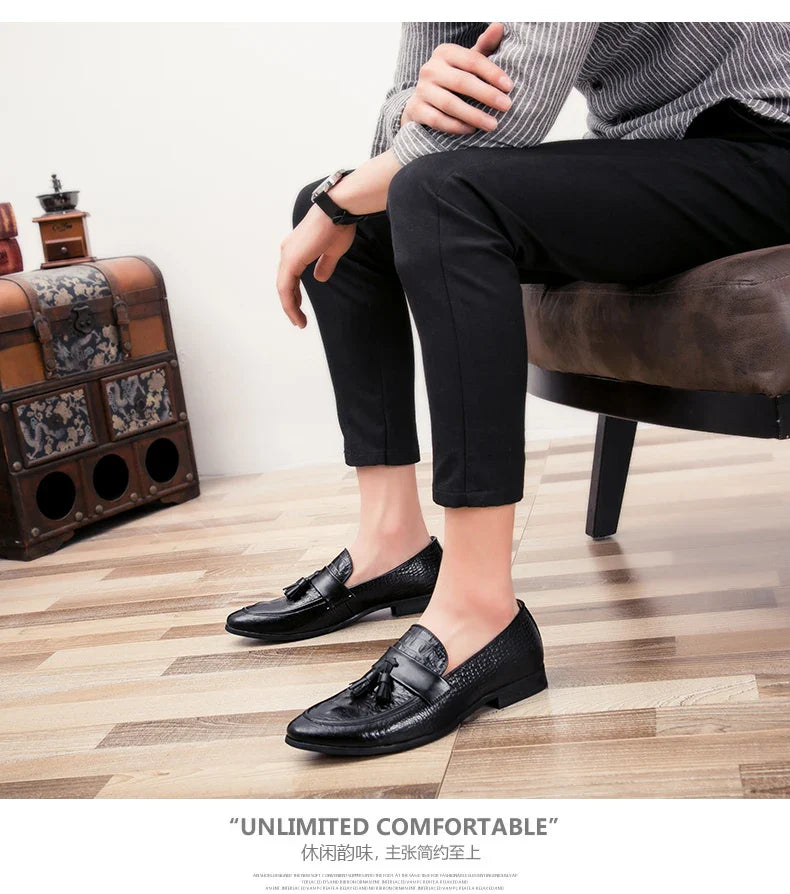 Brand New Mens Casual Shoes Lazy Pointed Leather Shoes Comfortable Sneakers Zapatos De Hombre Snake Skin Dresses 38-47