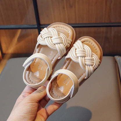 Children Fashion Girls Sandals Casual Weave Breatheable 2023 New Summer Beach Shoes Princess Flats Hook & Loop Chic Kids Korean