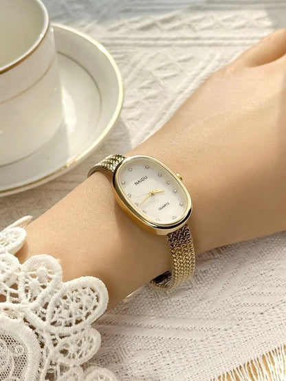 Luxury Oval Dial Rhinestone Watch New Brand Quartz Watch for Women Adjustable Stainless Steel Strap Wristwatches Wholesale Gift
