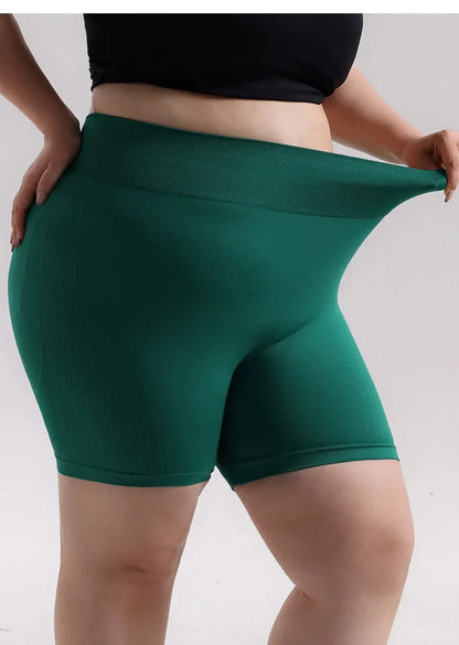 Plus Size Sports Shorts Women Seamless Skinny Shorts Outdoor Running Sexy Hip Liftting High Elastic Yoga Shorts Summer