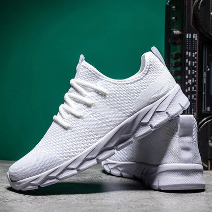 Men's shoes Four Seasons new plus size Flying weaving Lightweight Breathable Casual Sports Shoes Soft Sole Outdoor Running Shoes