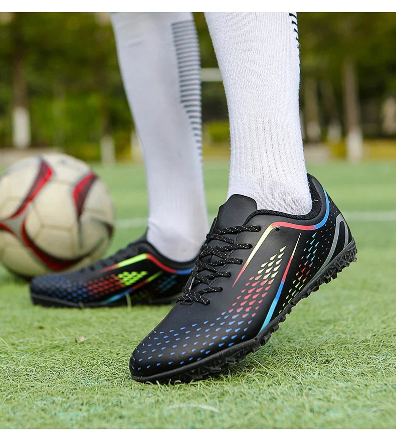 New Men Football Boots Non-Slip High-quality Woman Soccer Shoes Grass Cleats Futsal Sneakers Match Indoor Outdoor Football Shoes