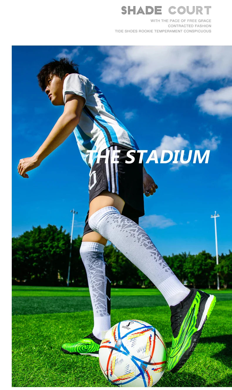 Men Training Football Boots Non-Slip Soccer Shoes Outdoor Cleats Futsal Breathable Sneakers Unisex Comfortable FG/TF Ultralight
