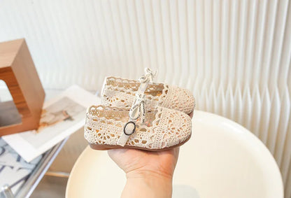 Children's Baotou Sandals Spring Summer New Princess Girls' Woven Hollow Soft Bottom Anti slip Sneaker Bowknot Comfortable