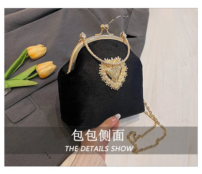 Velvet Frame Heart Dinner Hand Bags Diamonds Chains High Quality Shoulder and Crossbody Bags for Women 2024 Fashion Hot Sale