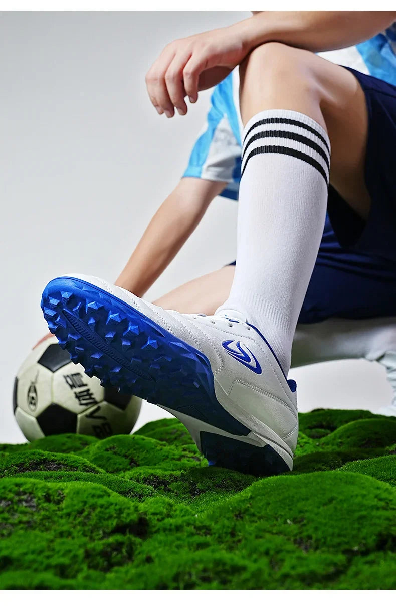 Men Soccer Shoes Youth Football Boots Breathable Comfortable Athletic Training Soccer Cleats Orignal Football Shoes for Kids