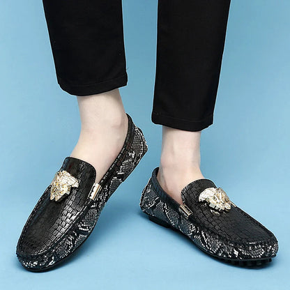 New Handmade Beanie Shoes Men's Genuine Leather Summer 2025 New British Trbottomyy Sole Patent Leather Casual Slip-On Driving Shoes