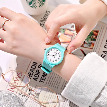 Simple Fashion Quartz Watch for Women Students Wrist Watches Silicone Strap Watch Wholesale Reloj Mujer Elegante Reloj De Mujer