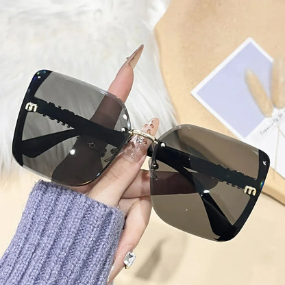 1pc European and American retro style women's fashionable sunglasses trend versatile summer sun shading and UV protection lightw