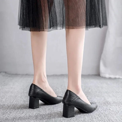 Sapato Feminino de Salto Bloco de 3-5cm Sapatos de Couro com Salto Quadrado Sapatos de Salto Agulha Zapatos De Mujer Moda Designer Escritório Senhoras Sapato Único