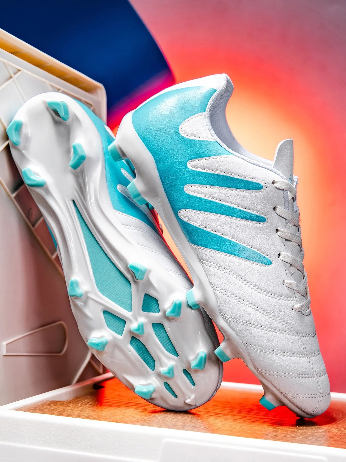AG FG Outdoor Soccer Boots Breathable PU Fabric Upper TPU Reinforced Sole Wear Resistant Boys Girls Professional Football Shoes
