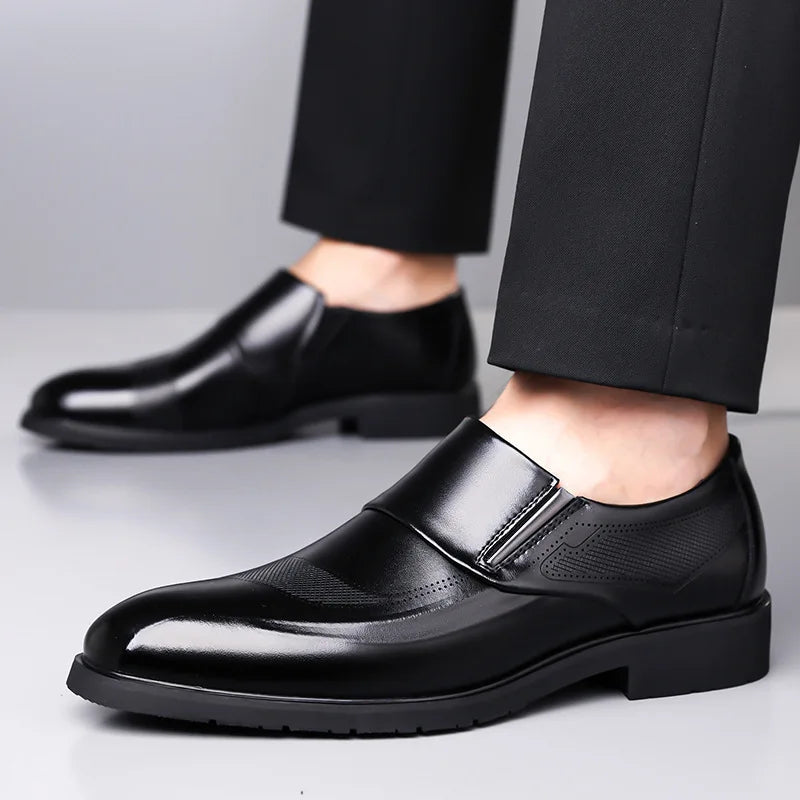 Designer Leather Shoes for Men Spring Autumn Business Casual Shoes Male Fashion Solid Color Wedding Shoe Man