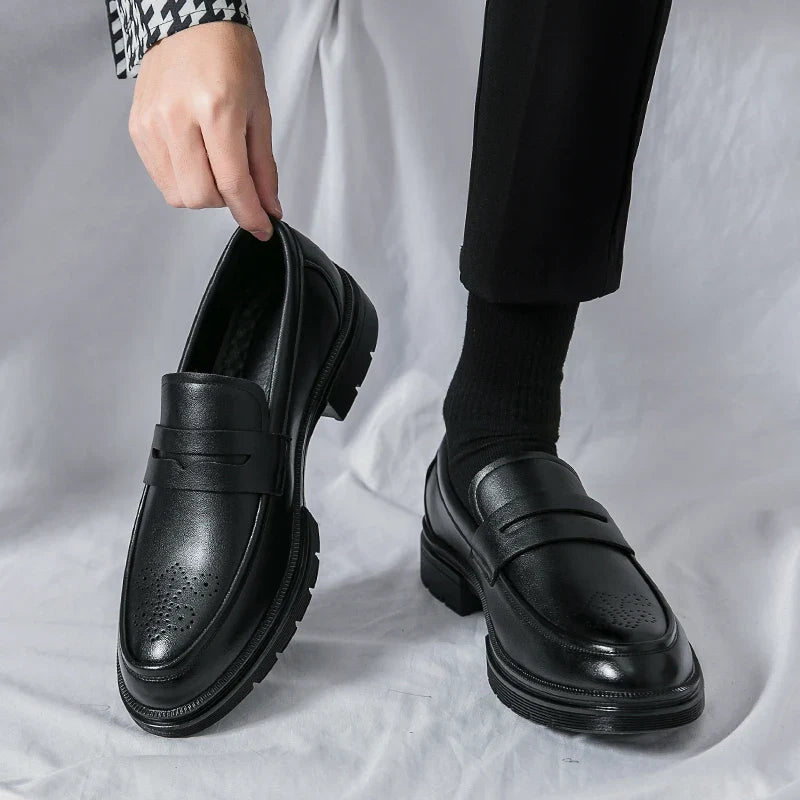 High Quality Men's Dress Shoes Office Casual Business Shoes For Men Brogues Leather Social Wedding Shoes Formal Loafers Male