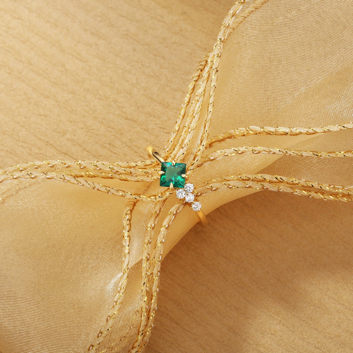 Original Design Created Emerald Fold Ring Luxury 925 Sterling Silver Gold plated for Women Party Wear Jewelry Hot Sale