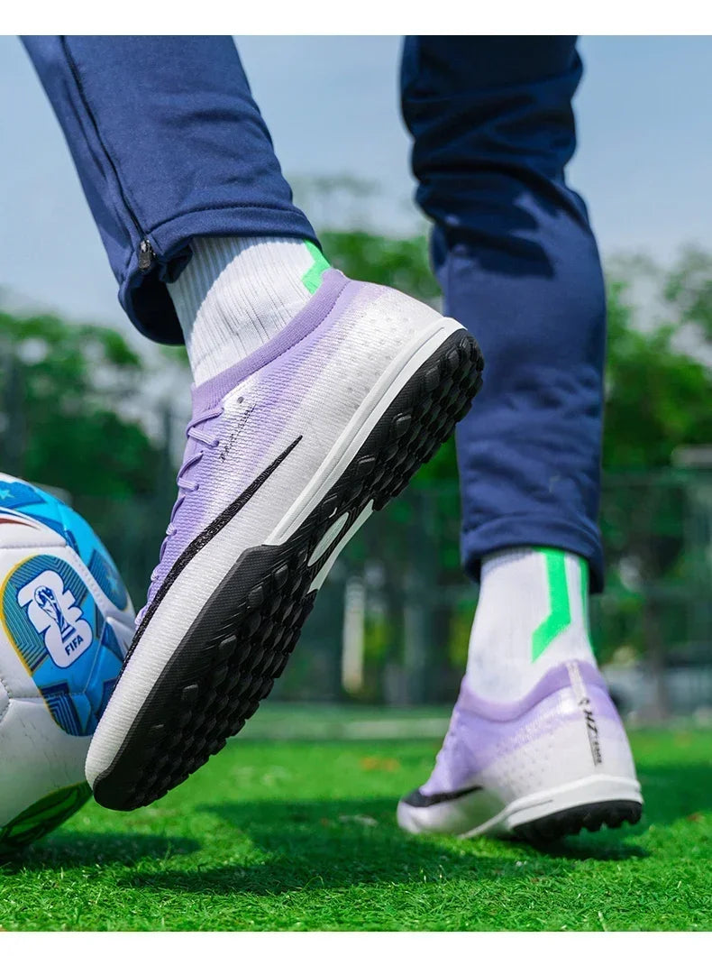New Men Football Boots Futsal Cleats Unisex Soccer Shoes Hot Sale High-quality Professional Women Ultralight TF/FG Sneakers