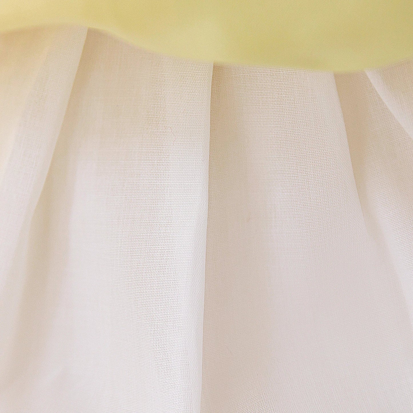 Vestidos de festa infantis amarelo claro adequados para festas de aniversário, vestidos de princesa, bem como para bailes de formatura e cerimônias de formatura.