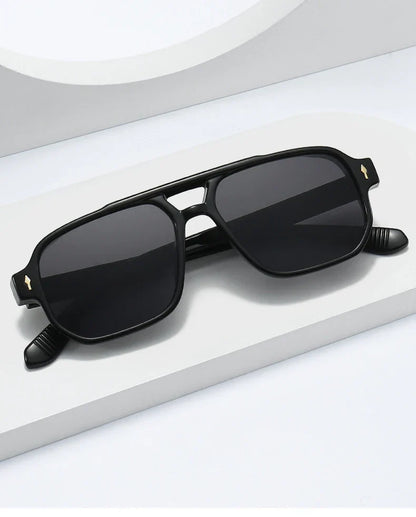 Vintage Double Bridges Men Square Sunglasses Fashion Clear Ocean Lens Eyewear Women Trending Rivets Sun Glasses UV400