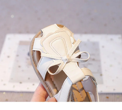 Girls Summer Sandals Toe-covered Anti-kick 2025 Brand New Children Flat Sandals Princess INS Hot Trend Toddler Clog Shoes I03055