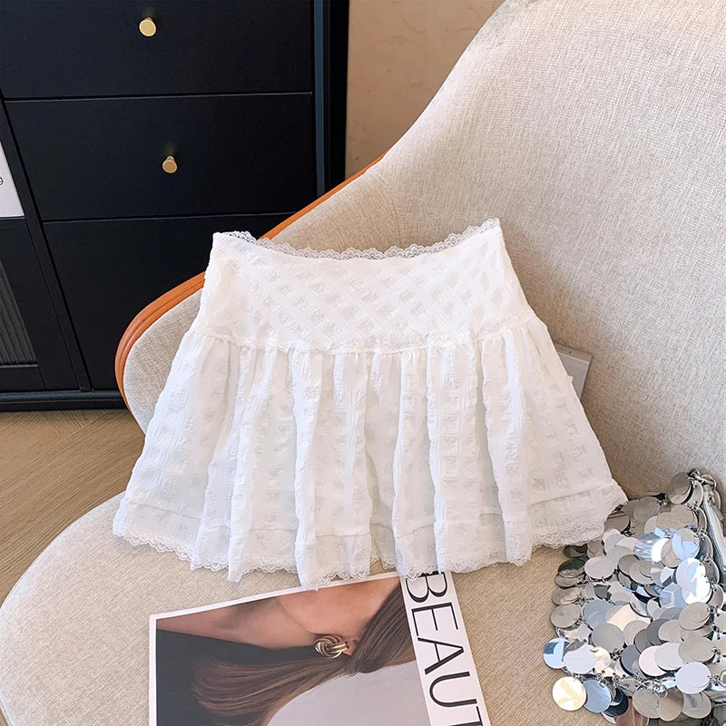 Y2K Low Rise Mini Skirt Tiered Ruffled Lace Trim White Short Skirt Summer Women Teen-Girl Feminine Barbiecore Outfit