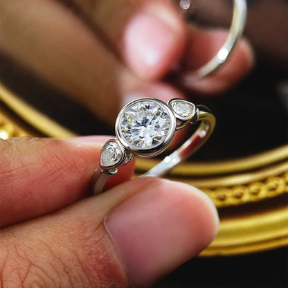 3 Stones Moissanite Engagement Ring s925 Sterling Silver Plated 18k White Gold GRA Certified Promise Rings for Women