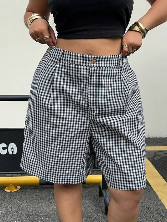 Ladies plus Size Spring Simple Casual Black White Plaid Shorts Wide Leg Pants Trousers for Women