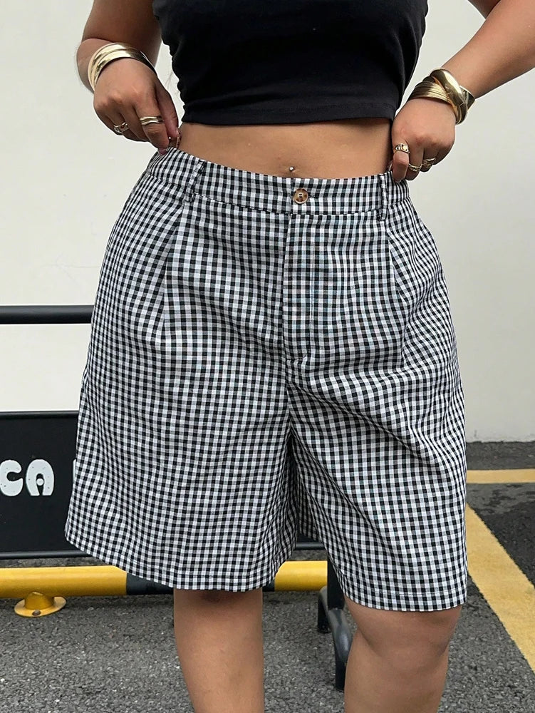 Ladies plus Size Spring Simple Casual Black White Plaid Shorts Wide Leg Pants Trousers for Women