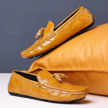 Sapatos Masculinos Loafers Confortáveis Slip-on Mocassins para Dirigir Calçados Masculinos Marca Marrom de Couro Sapatilhas Casuais para Homens