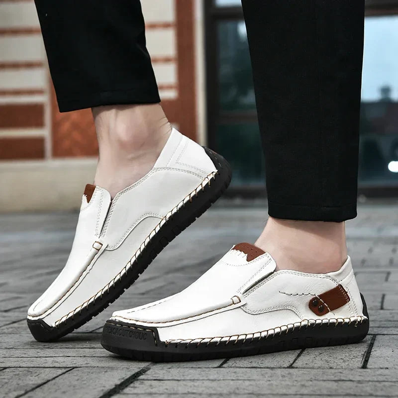 New Soft Men Loafers Slip On Leather Casual Shoes For Men Moccasins Plus Size 38-48 Flats Sneakers Men Handmade Design Man Shoes