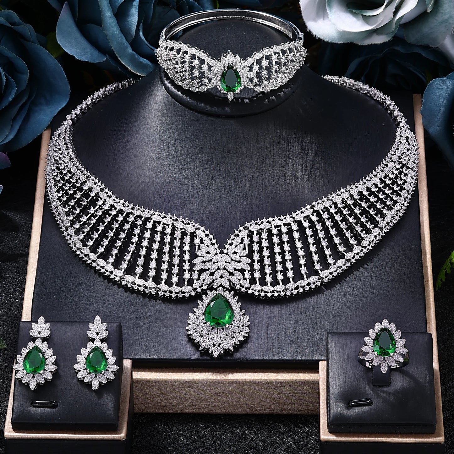 2023 New Dubai 4-Piece Jewelry Set Angel Design Bride Necklace Earring Set AAA Cubic Zirconia Women's Wedding Accessories