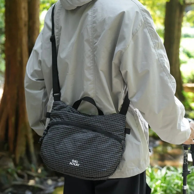 Nylon Cloth Daily Commute Messenger Bag Lightweight Hand Bag Sports Shoulder Bag Casual Anti-splashing Messenger Bag