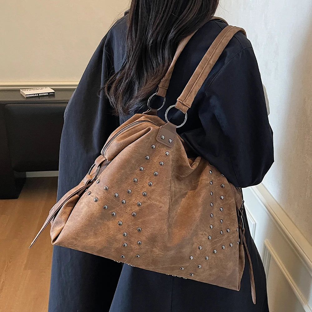 Autumn/Winter Retro Commuter Single Shoulder Bag for Women 2025 New Rivet Tote Bag Large Capacity Travel Handbag