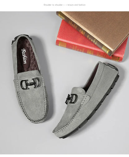 The 2025 new men's soft-soled comfortable casual shoes are versatile Lazy people can wear them on one foot Size 46 size 47