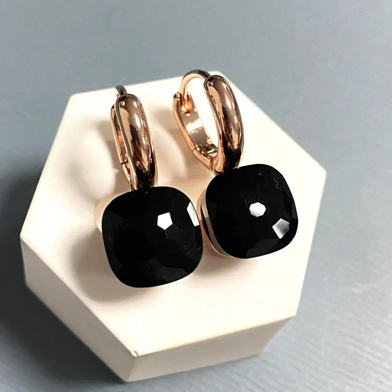 10.6mm Classic Nudo Earrings For Women High Quality Crystal Earrings Square Blue Topaz Earrings Fashion Jewelry Gift