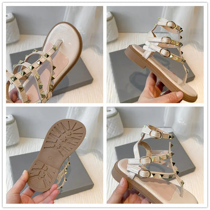 Summer New Kids Sandals Girls Princess Rivet Sandals Soft Children Beach Shoes Fashion Roman Sandals Size 26-36 Versatile
