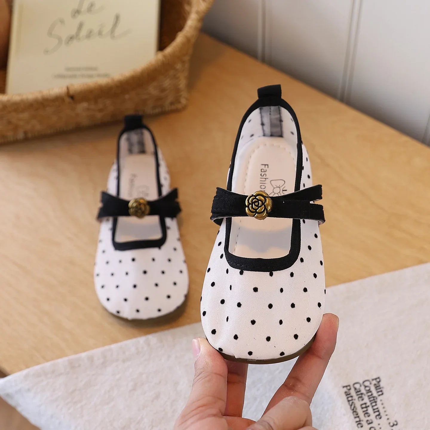 Girls' Casual Shoes, Polka Dot Mesh Princess Cute Bow Spring Summer 2026 Suitable Toddlers, Medium Large Children Wedding Party