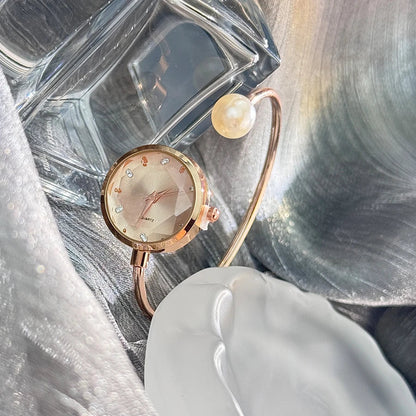 Women's Slim little bracelet 1 large pearl diamond cut glass rhinestone dial Minimalist quartz watch Bracelet Watch