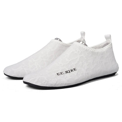Men's Shoes Breathable Thin Bottom Light Driving Loafers Casual Socks Shoes Men Slippers Comfortable Walking Mens Shoes