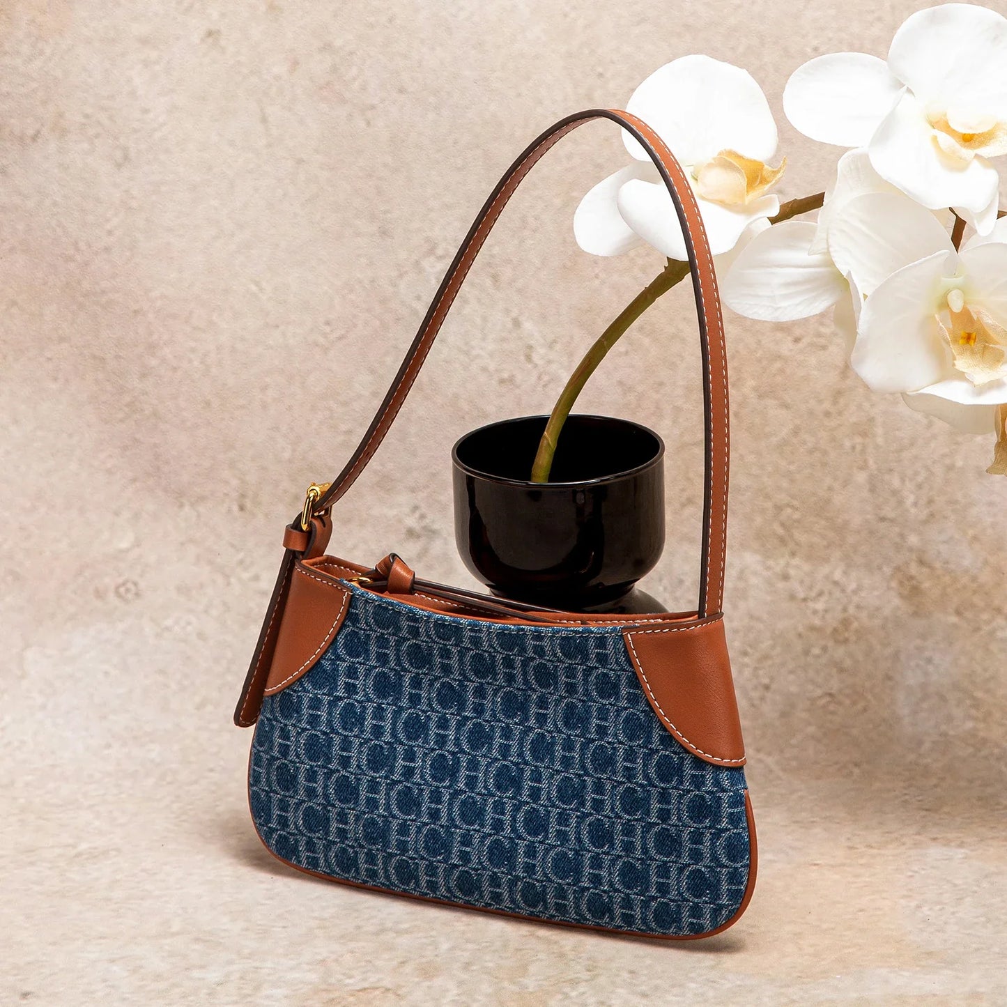Fashionable Classic Retro Women's New Bag with Adjustable Shoulder Strap, Business Commuter Multi functional Shoulder Bag