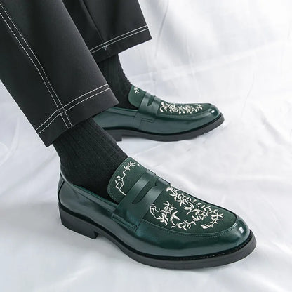 Green Embroidered Man Formal Shoes Autumn Men's Loafers Shoes High Quality Casual Leather Shoes for Men chaussure hommes cuir