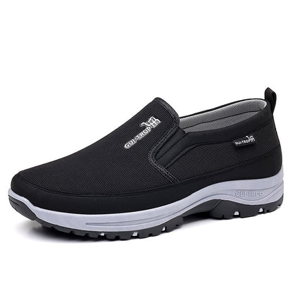 Loafers Men Sneakers Mesh Breathable Non-Slip Slip On Vulcanized Shoes Soft Sole Solid Color Comfortable Water Shoes