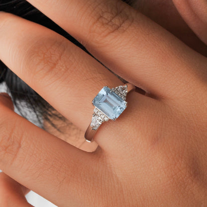 Sky Blue Topaz Emerald Cutring rings for women gift 925 sterling silver jewelry Free delivery elegant valentines fashion